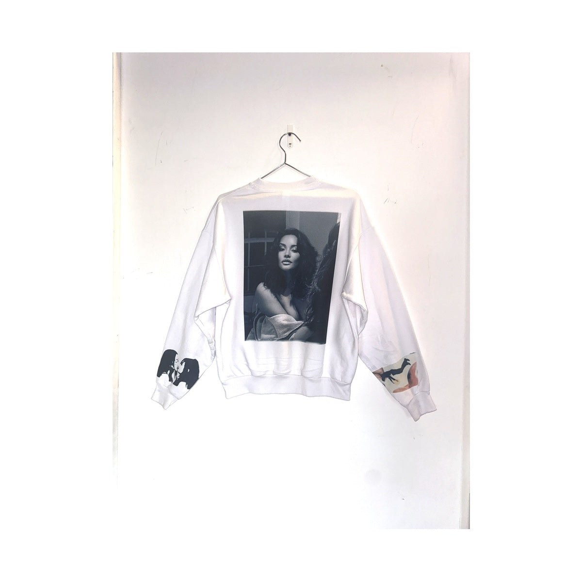 Amuse Taste Crewneck